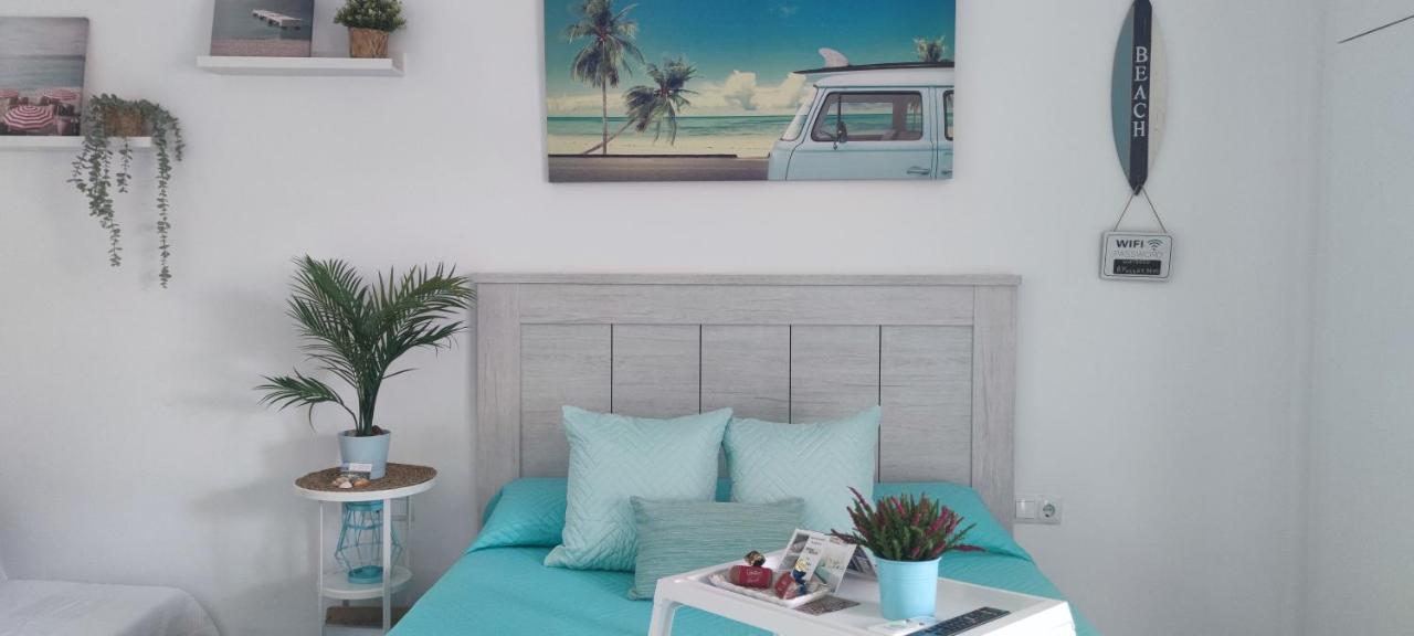 El Estudio De La Playa Benalbeach Holidays Deluxe Benalmádena Exteriör bild