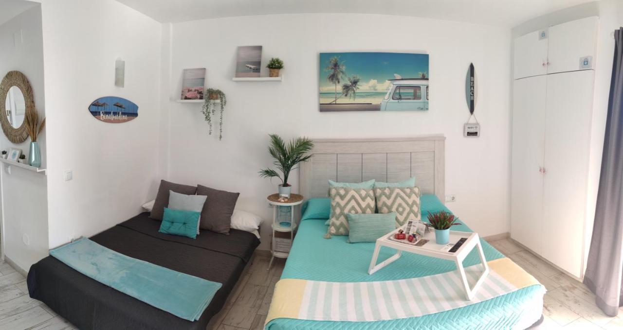 El Estudio De La Playa Benalbeach Holidays Deluxe Benalmádena Exteriör bild
