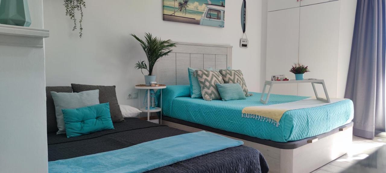 El Estudio De La Playa Benalbeach Holidays Deluxe Benalmádena Exteriör bild
