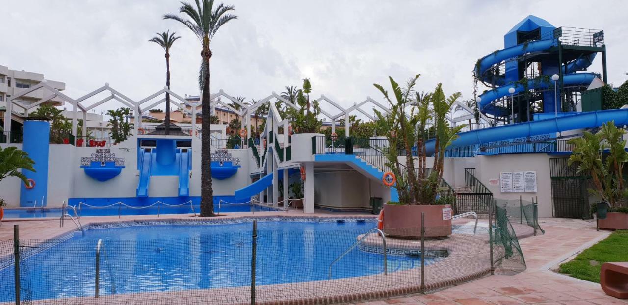 El Estudio De La Playa Benalbeach Holidays Deluxe Benalmádena Exteriör bild