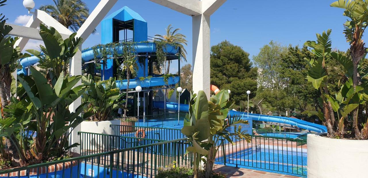 El Estudio De La Playa Benalbeach Holidays Deluxe Benalmádena Exteriör bild