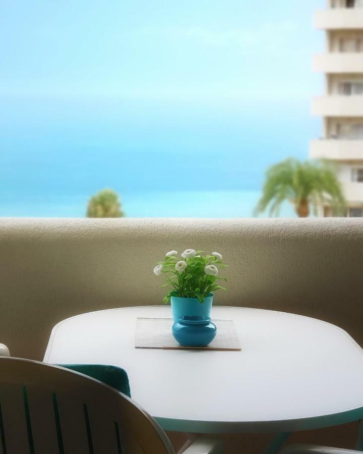 El Estudio De La Playa Benalbeach Holidays Deluxe Benalmádena Exteriör bild